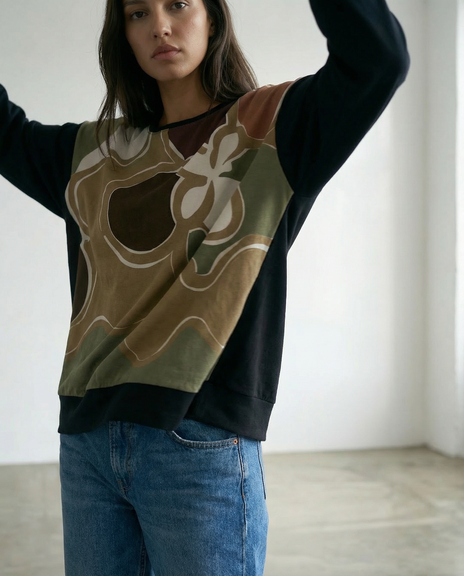 Fotografía artística remera poncho moda sostenible diseño uruguayo Ana Basanta